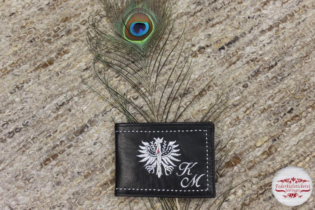 Geldtasche mit aufwändigem Adler weiß