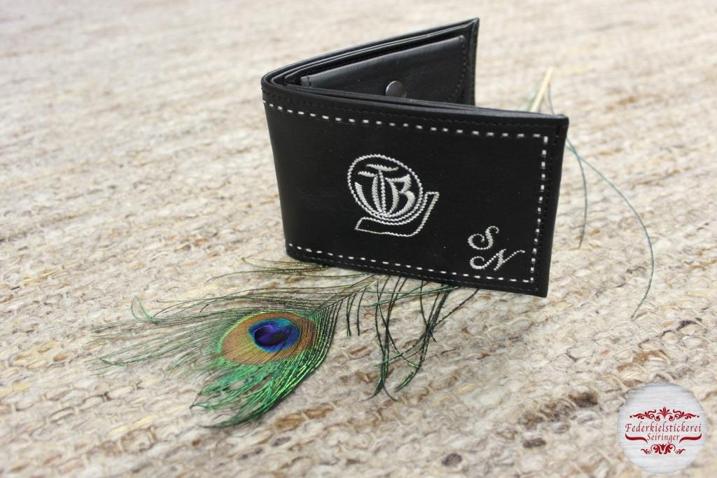 Geldtasche mit JB Logo
