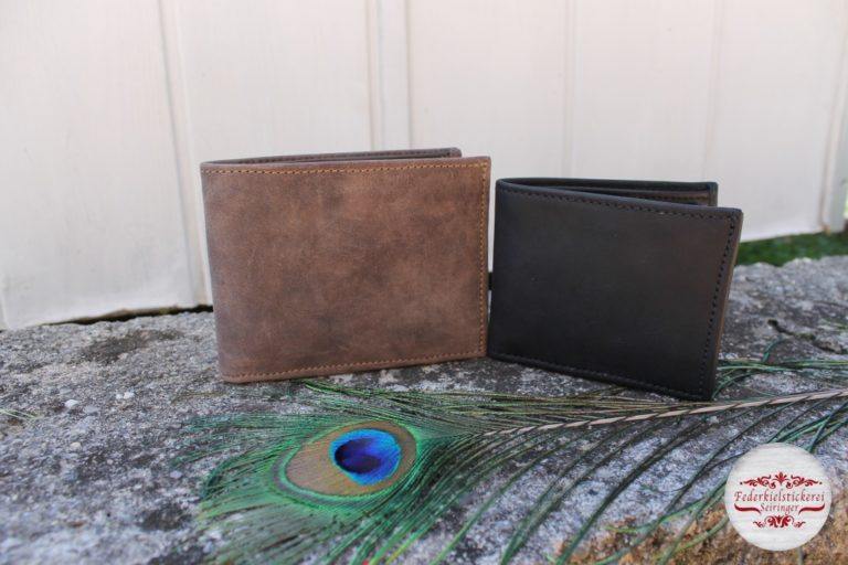 Große und Kleine Geldtaschen im Vergleich
